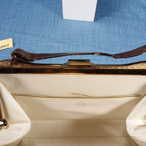 1950s Vintage Alligator Square Box Purse by Sydney of California - Picture 7 of 9